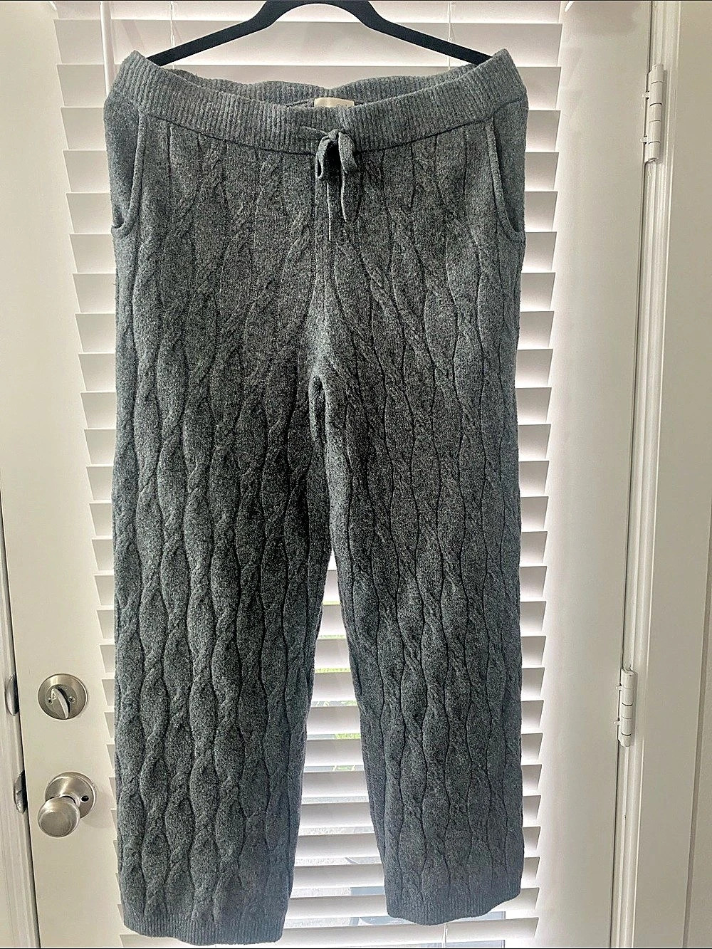 Universal Thread Cozy Knit Cable Knit Pull-On Pants Joggers Gray Medium